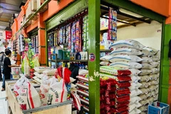 Una tienda de arroz en el mercado de Santa en Yakarta, Indonesia. (Foto: VNA)