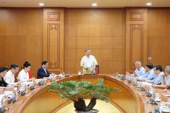 El secretario general del Partido Comunista de Vietnam, To Lam, preside una sesión de trabajo con el Buró Ejecutivo del Comité partidista del Gobierno, centrada en el desarrollo urbano y rural.