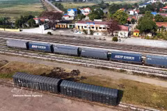 Sector ferroviario de Vietnam prevé transportar 1.500 contenedores anuales en la ruta con China (Foto: VNA)