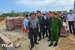 El viceprimer ministro de Vietnam, Ho Quoc Dung, exige completar las obras antes del 15 de enero (Foto: VNA)