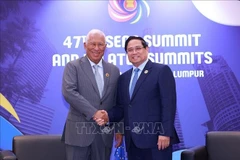 El primer ministro de Vietnam, Pham Minh Chinh, se reúne en Kuala Lumpur con el presidente del Consejo Europeo, Antonio Costa. (Foto: VNA)
