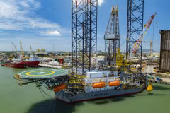 La plataforma de perforación PV DRILLING VIII ha sido reactivada con éxito después de casi una década de inactividad. (Foto: NANGLUONGVIETNAM)