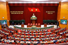 El Comité Central del Partido Comunista de Vietnam (PCV) del XIII mandato finaliza su XV Pleno con un alto grado de unanimidad y calidad. (Foto: VNA)