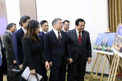 Partidos de Vietnam y China intercambian experiencias en la construcción del socialismo