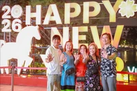 Hanoi en la víspera del Año Nuevo 2026 (Foto: VNA)