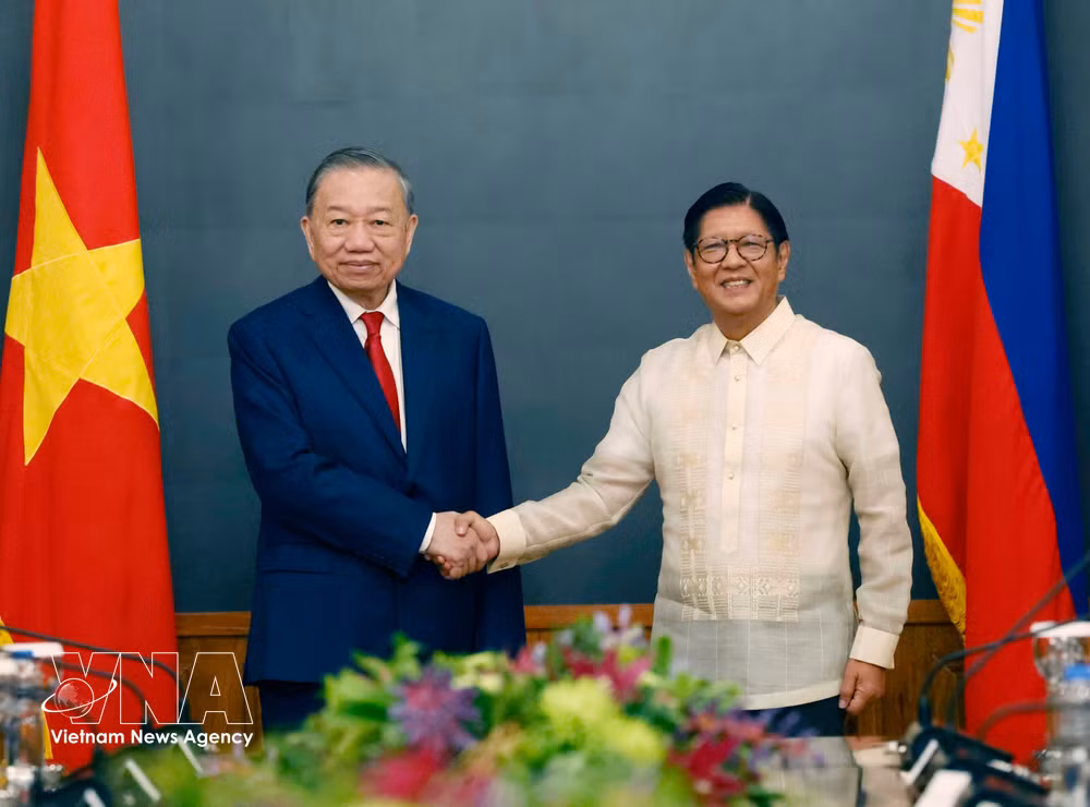 vnanet-potal-tong-bi-thu-chu-tich-nuoc-to-lam-va-tong-thong-philippines-hoi-dam-8797544.jpg