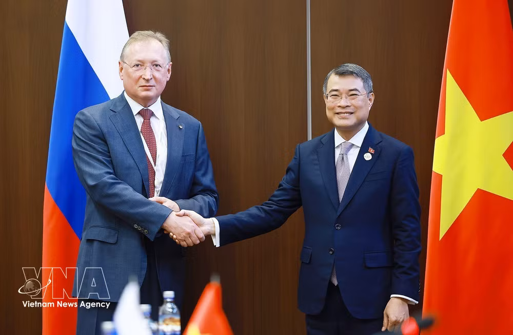 vnanet-potal-thu-tuong-le-minh-hung-tiep-tong-giam-doc-tap-doan-zarubezhneft-8832903-1.jpg