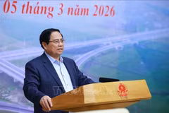 El primer ministro Pham Minh Chinh habla en el evento. (Fuente: VNA)