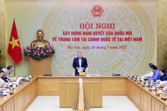 Nguyen Hoa Binh, viceprimer ministro permanente de Vietnam, habla en el evento. (Fuente: VNA)