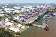Un rincón de la Zona de Procesamiento de Exportaciones de Tan Thuan, Ciudad Ho Chi Minh, visto desde el río Saigón. (Foto: VNA)