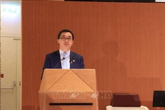 El viceministro de Salud de Vietnam Tran Van Thuan habla en el evento. (Fuente: VNA)