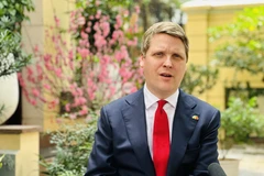 El ministro de Desarrollo Internacional de Noruega, Asmund Aukrust, en la entrevista. (Fuente: VNA)