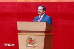 El primer ministro Pham Minh Chinh habla en el evento. (Fuente: VNA)