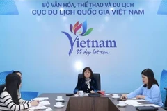 Nguyen Thi Hoa Mai, subdirectora general de la Autoridad Nacional de Turismo de Vietnam (VNAT), una una reunión sobre los preparativos de ITE HCMC 2026. (Fuente: VNA)
