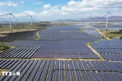 Sistema de energía solar en el distrito de Bac Phong, provincia de Ninh Thuan. (Foto: VNA)