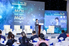 La viceministra de Finanzas de Vietnam Nguyen Thi Bich Ngoc habla en el evento. (Fuente: baomoi.com)