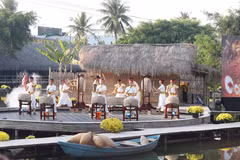 Tradiciones del Tet atraen a turistas al pueblo artesanal de Nha Trang