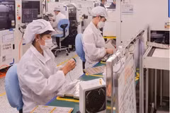 Mejorar la calidad de las entradas de inversión extranjera directa, centrándose en los sectores de alta tecnología, semiconductores, electrónica e inteligencia artificial. (Fuente: nhandan.vn)