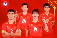 Los futbolistas vietnamitas Do Duy Manh, Nguyen Hoang Duc, Nguyen Hai Long y Nguyen Van Vi seleccionados al equipo de estrellas del Sudeste Asiático. (Fuente: VFF)