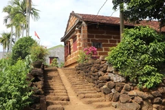 Casas únicas de laterita en provincia central de Quang Ngai