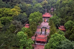 El complejo religioso y paisajístico Yen Tu - Vinh Nghiem - Con Son, Kiep Bac (ubicado en las provincias vietnamitas de Quang Ninh, Bac Ninh y la ciudad de Hai Phong) fue reconocido oficialmente por la UNESCO como Patrimonio Cultural de la Humanidad. (Fuente: VNA)