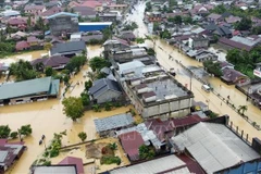 Zona inundada en la provincia de Aceh, Indonesia, el 27 de noviembre de 2025. (Foto: Xinhua/VNA)