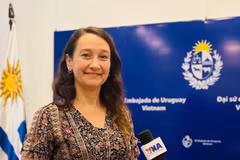 La subsecretaria de Relaciones Exteriores de Uruguay en la entrevista. (Fuente: VNA)
