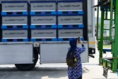 Productos y equipos en exhibición durante la ceremonia de inauguración (Foto: Xinhua)