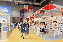 Área de exhibición de las empresas vietnamitas participantes en la feria. (Fuente: VNA)
