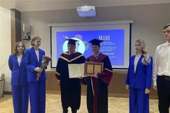 El Instituto de Ingeniería Energética de Moscú otorgó el título de Doctor Honoris Causa al profesor doctor Tran Hong Thai, vicepresidente permanente de la Academia de Ciencia y Tecnología de Vietnam. (Fuente: VNA)
