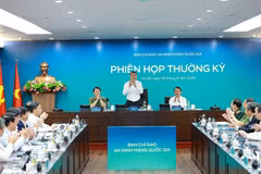 El primer ministro vietnamita, Le Minh Hung, jefe del Comité Directivo Nacional de Ciberseguridad, en el evento. (Fuente: VNA)