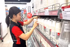 Lotte Mart Vietnam distribuye actualmente alrededor de 900 productos de marca propia fabricados en Vietnam bajo el estricto control de calidad de la cadena minorista. (Foto: VNA)