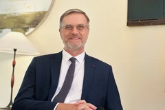 El embajador de Francia en Vietnam, Olivier Brochet. (Fuente: VNA)