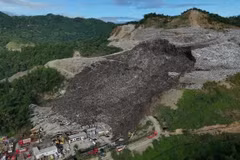 El escenario del deslizamiento de basura. (Fuente: AP)
