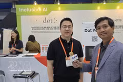 Eric Ju Yoon Kim, cofundador y director ejecutivo de Dot Inc, en la entrevista. (Fuente: VNA)