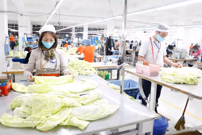 El ambiente laboral en la empresa textil Hung Viet en la provincia de Hung Yen. (Fuente: VNA)