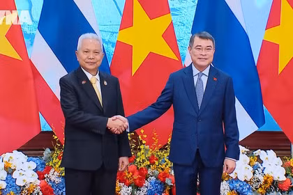 Vietnam y Tailandia acuerdan impulsar la estrategia de las "Tres Conexiones"
