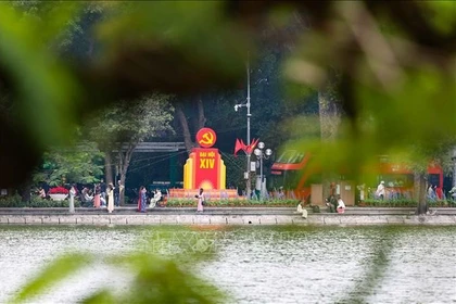 Hanoi se viste de fiesta para el XIV Congreso del Partido (Fuente: VNA)