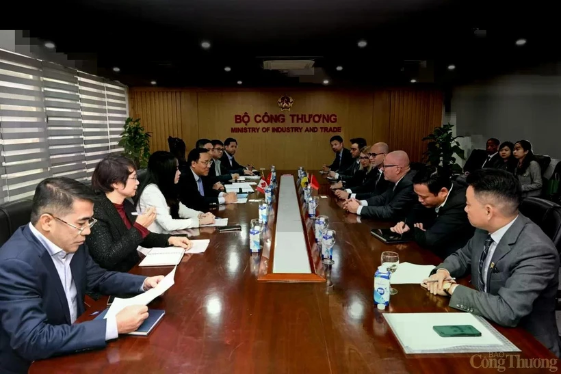 Panorama de la reunión (Foto: congthuong.vn)