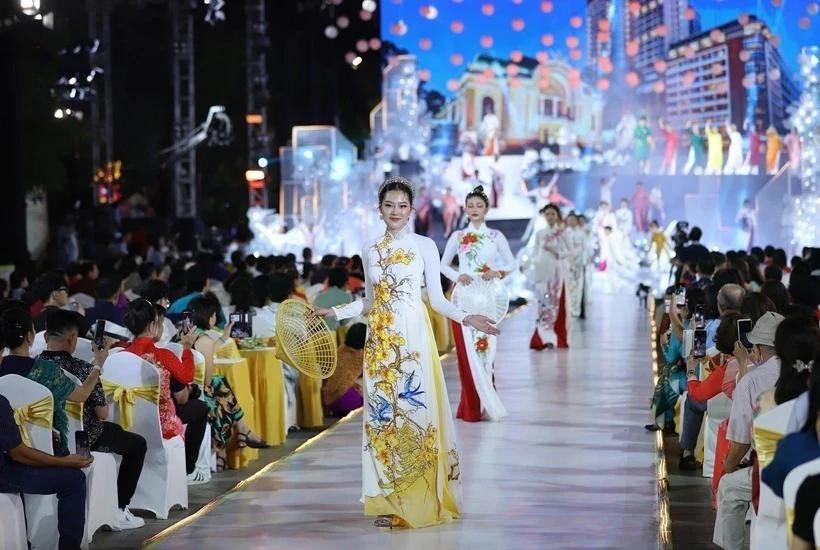 El XI Festival de Ao Dai de Ciudad Ho Chi Minh se celebrará del 1 al 9 de marzo. (Foto: VNA)