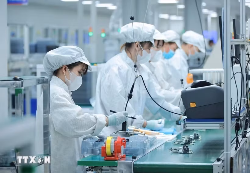 En la empresa Bumjim Electronics Vina, con capital 100% surcoreano (Foto: VNA)