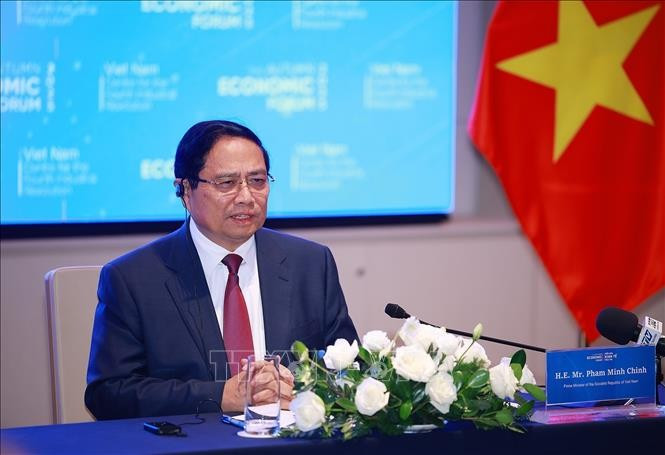 El primer ministro de Vietnam, Pham Minh Chinh, habla en la reunión (Foto: VNA)
