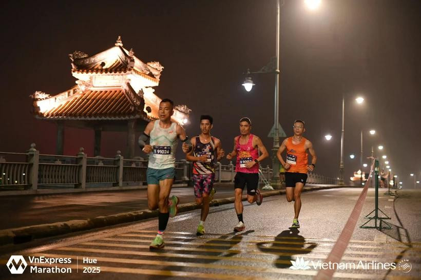 La quinta Maratón VnExpress Hue 2025 forma parte de las actividades del Año de Visita a Vietnam – Hue 2025. (Foto: VnExpress)