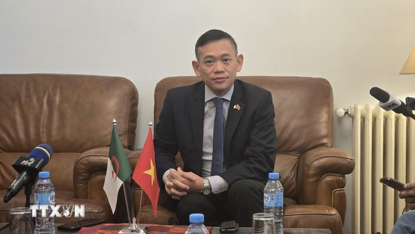 El embajador de Vietnam en Argelia, Tran Quoc Khanh (Foto: VNA)