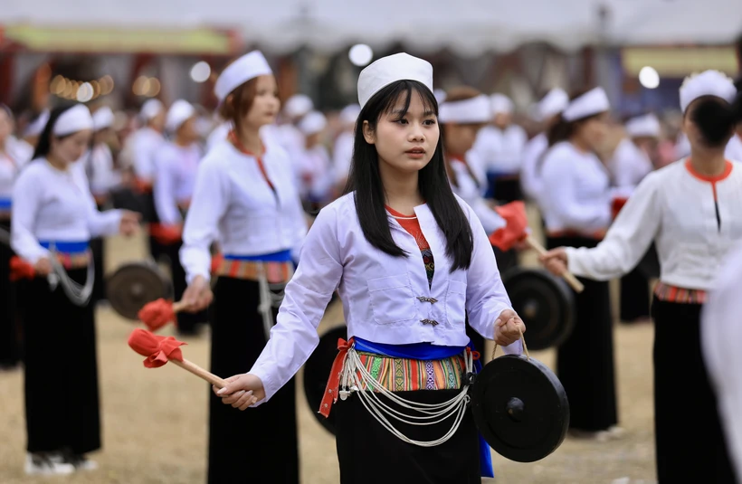 Las mujeres Muong en sus trajes tradicionales (Foto: VNA)