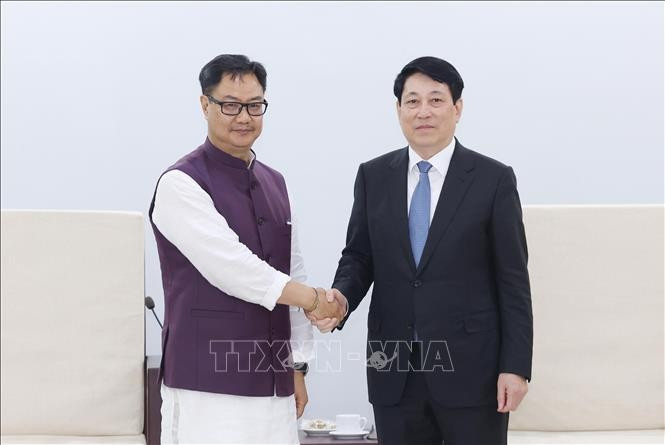 Vietnam e India refuerzan lazos durante celebración del Día de Vesak 2025