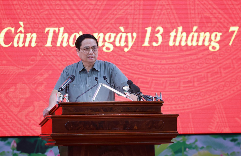 El primer ministro de Vietnam, Pham Minh Chinh, interviene en la cita (Foto: VNA)