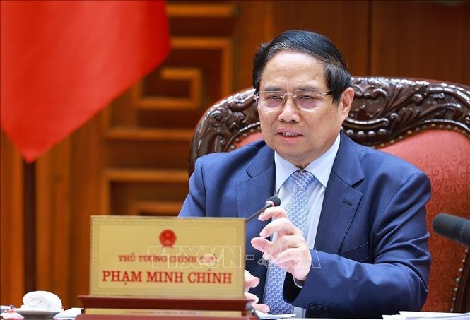 El primer ministro de Vietnam, Pham Minh Chinh, preside la reunión (Foto: VNA)