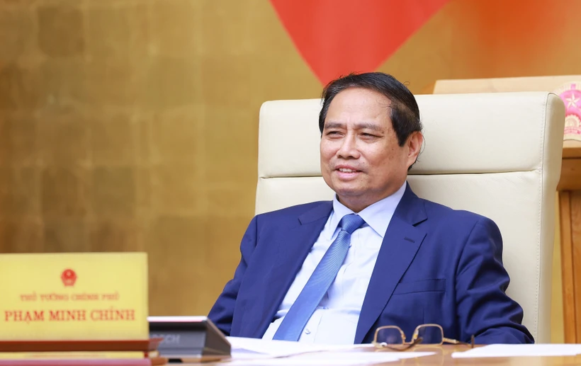 El primer ministro de Vietnam, Pham Minh Chinh, preside la reunión (Foto: VNA)