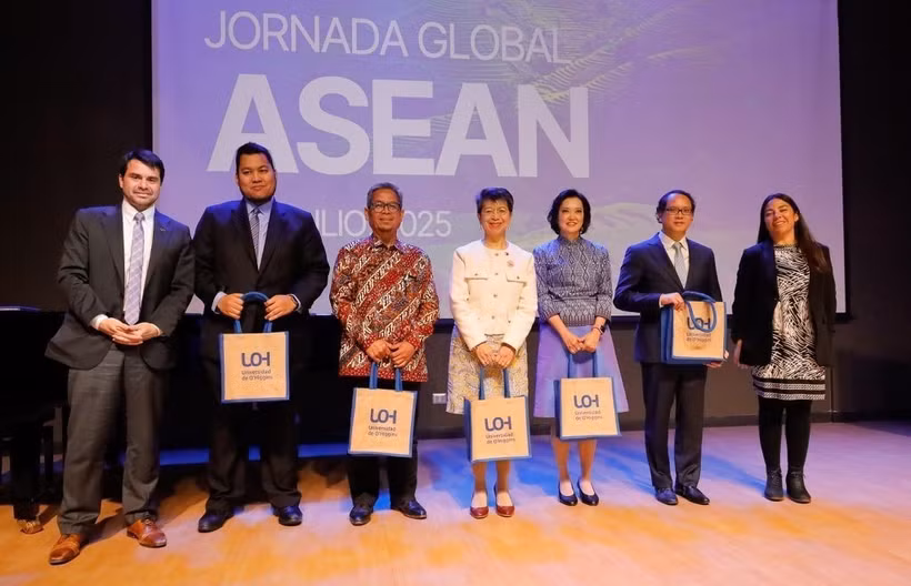 El evento contó con la participación de las embajadas de Indonesia, Malasia, Filipinas, Tailandia y Vietnam. (Foto: VNA)